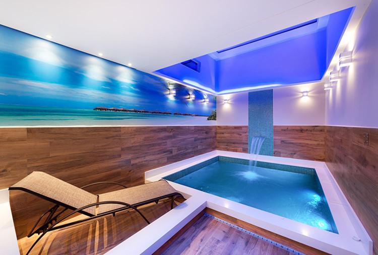 Azure Motel (Adults Only) Registro  Exteriör bild